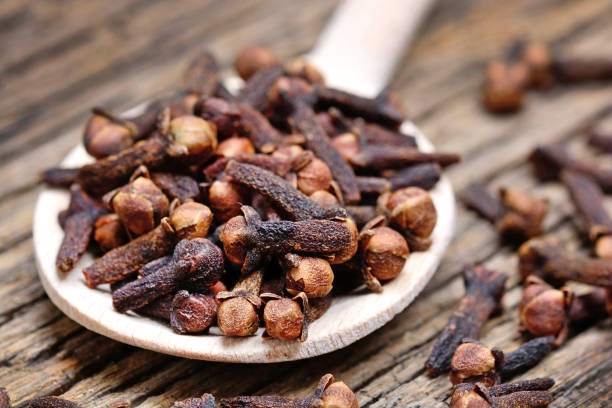 Whole Cloves
